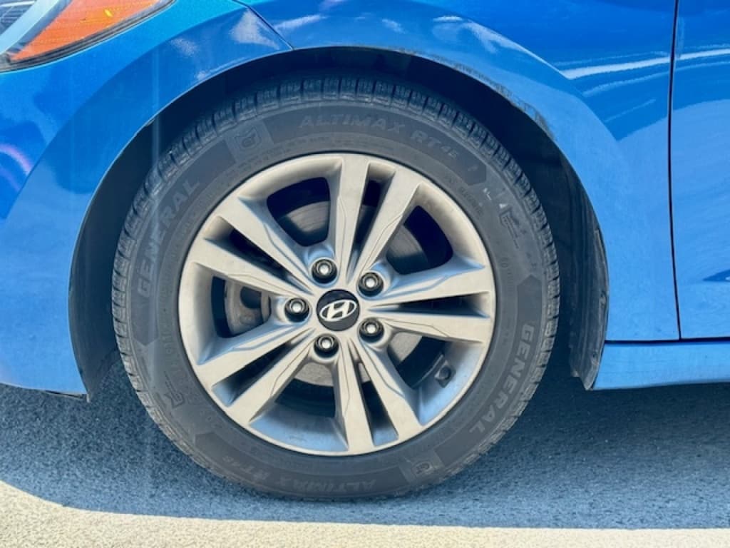 2018 Hyundai Elantra GL thumbnail 7