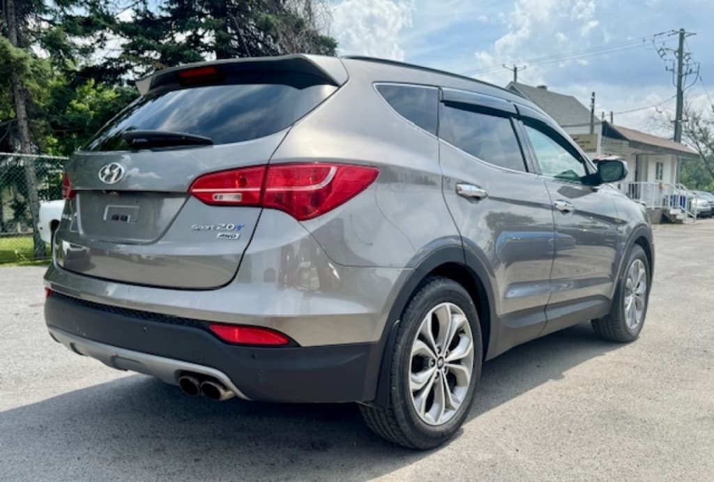 2015 Hyundai Santa Fe Sport SE thumbnail 4