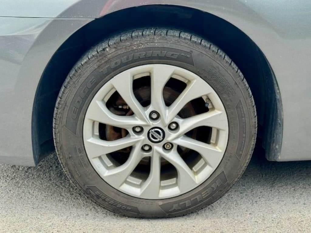 2016 Nissan Sentra SV/S/SR/SL thumbnail 7