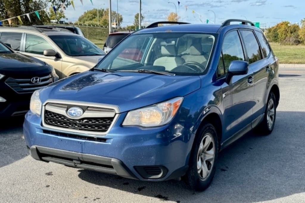2016 Subaru Forester i thumbnail 3