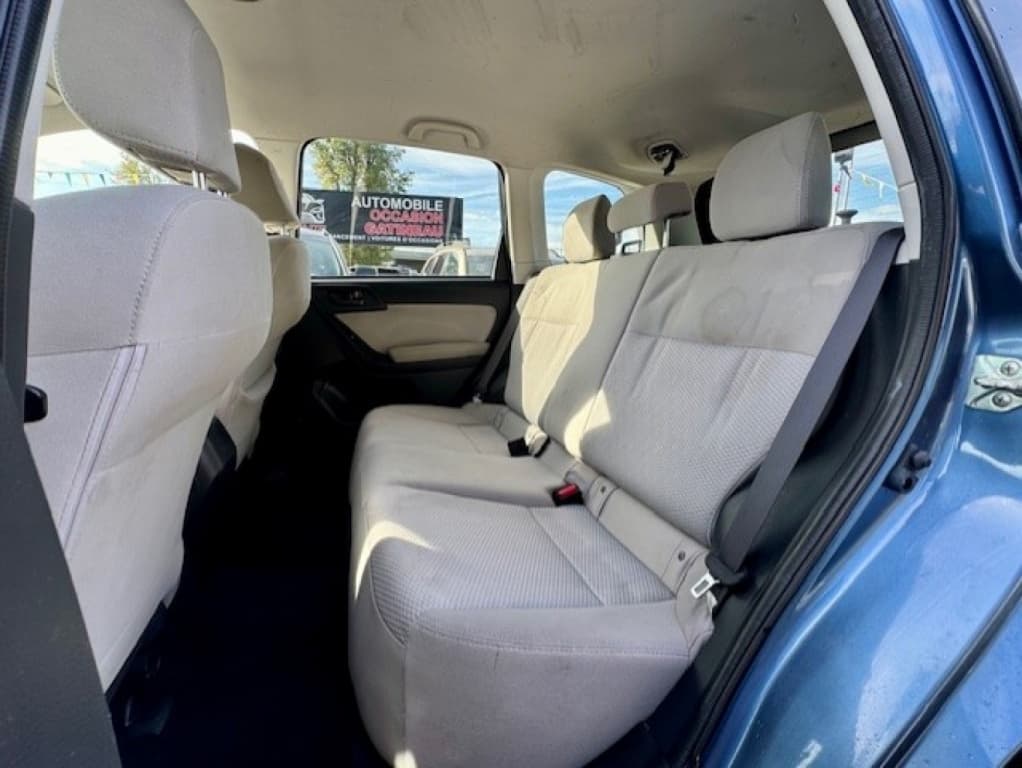 2016 Subaru Forester i thumbnail 9