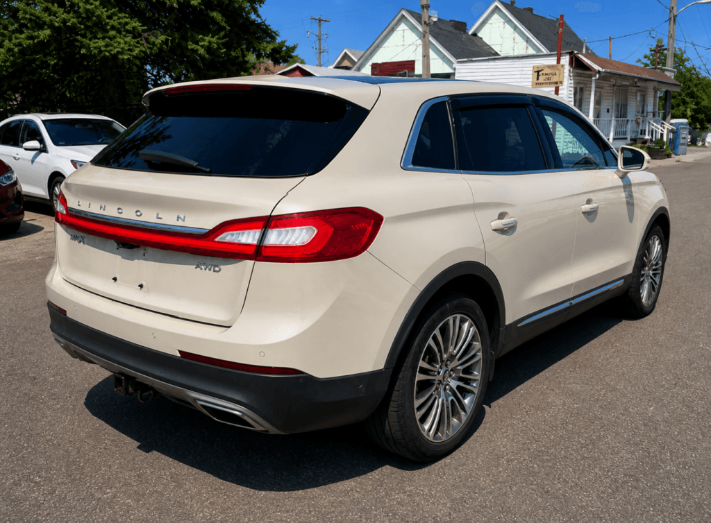 2016 Lincoln MKX Reserve thumbnail 6