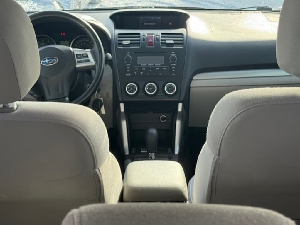 2014 Subaru Forester i thumbnail 4