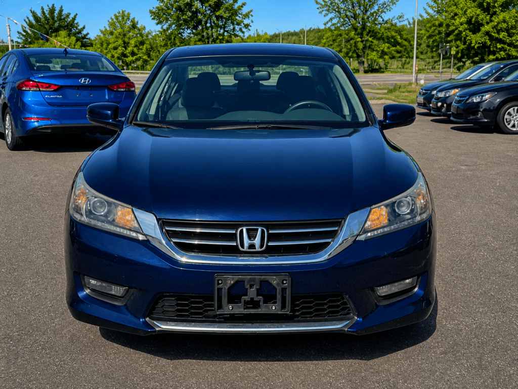 2015 Honda Accord Sedan Sport thumbnail 2