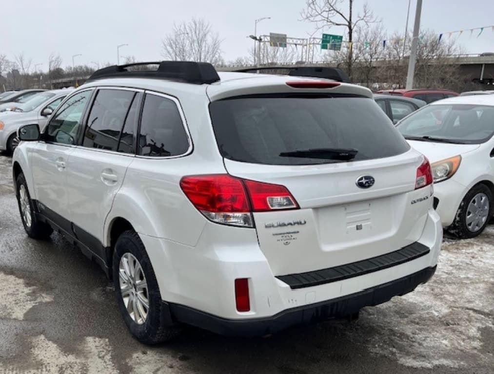 2013 Subaru Outback Touring 2.5i thumbnail 3
