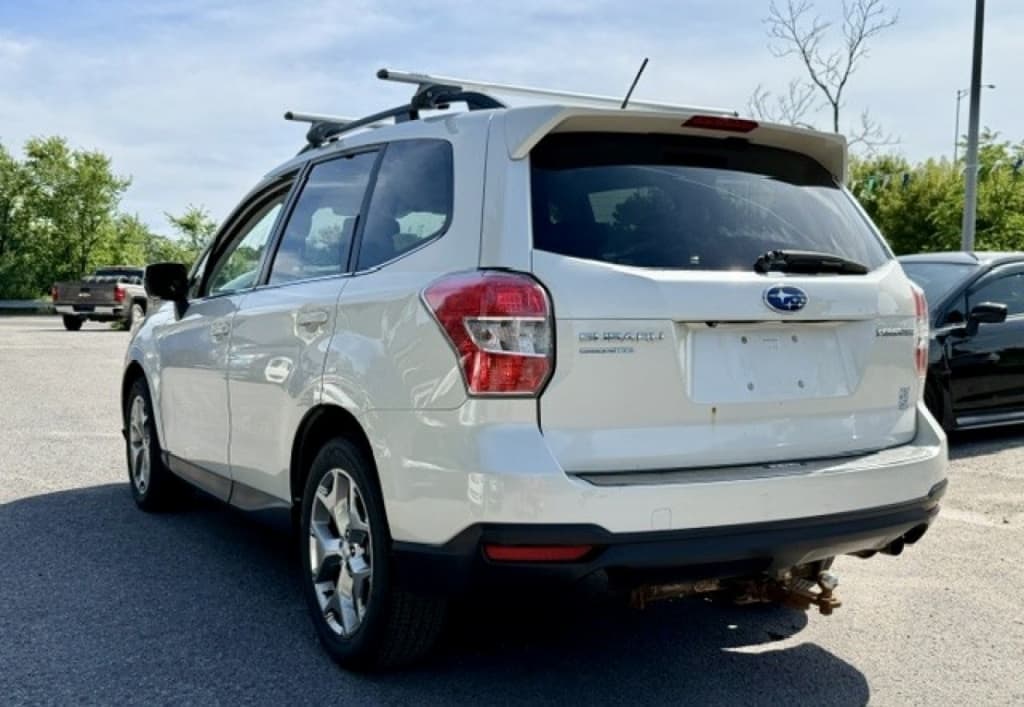 2015 Subaru Forester i Limited thumbnail 4