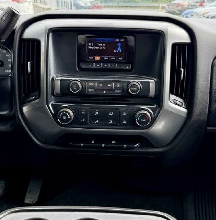 2014 Chevrolet Silverado 1500 thumbnail 11