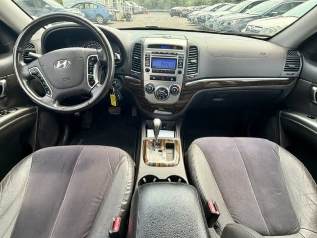 2011 Hyundai Santa Fe GL Sport thumbnail 9
