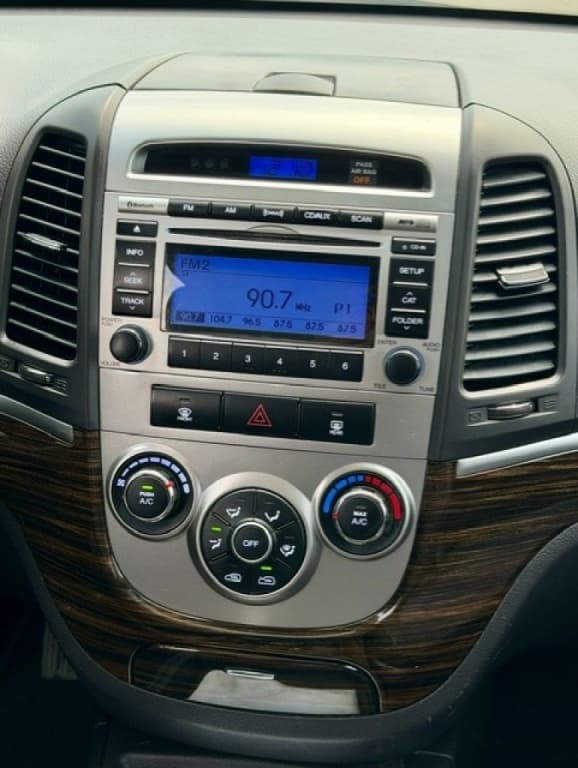 2011 Hyundai Santa Fe GL Sport thumbnail 10