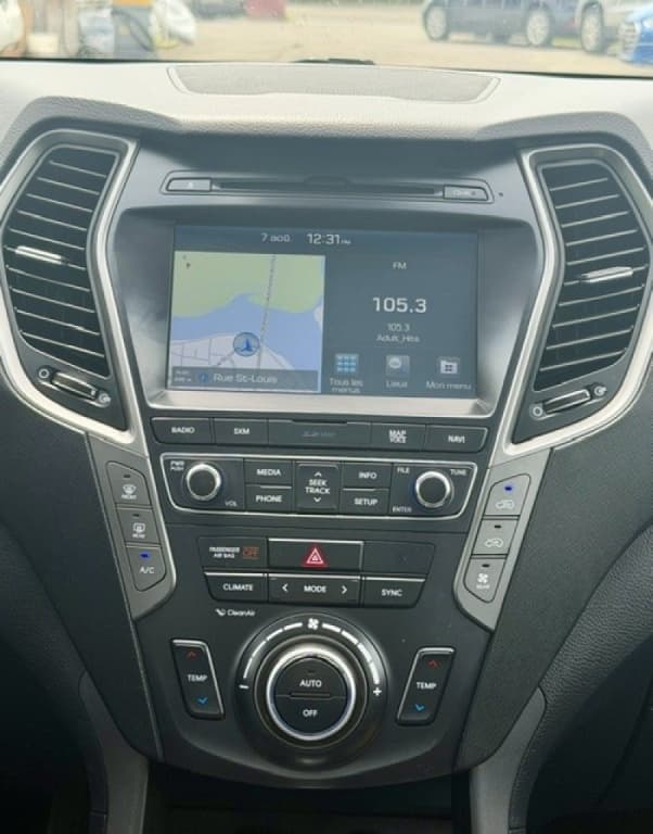 2017 Hyundai Santa Fe XL Luxury thumbnail 12