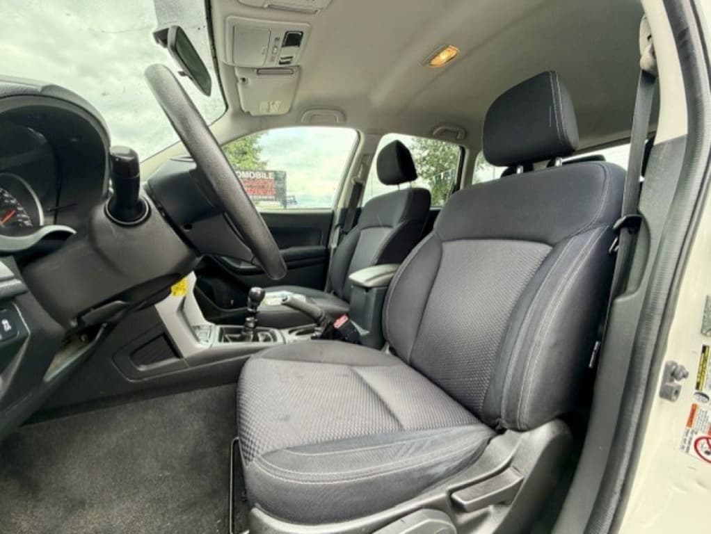 2014 Subaru Forester i thumbnail 8