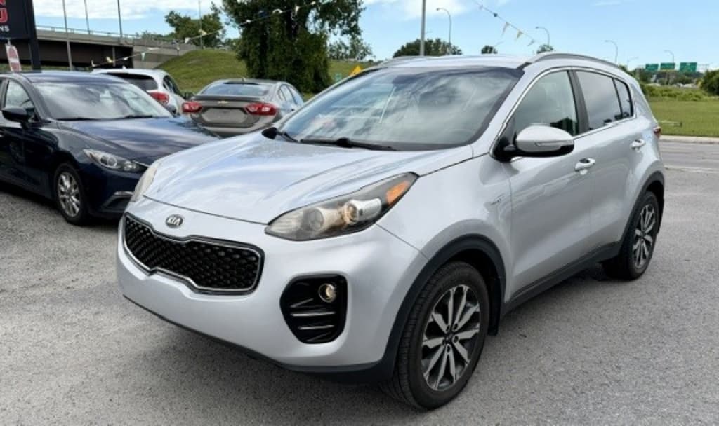 2017 KIA Sportage EX thumbnail 2