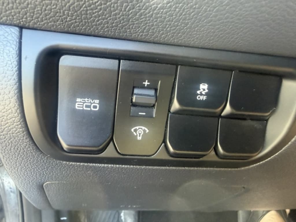 2013 KIA Rio thumbnail 12