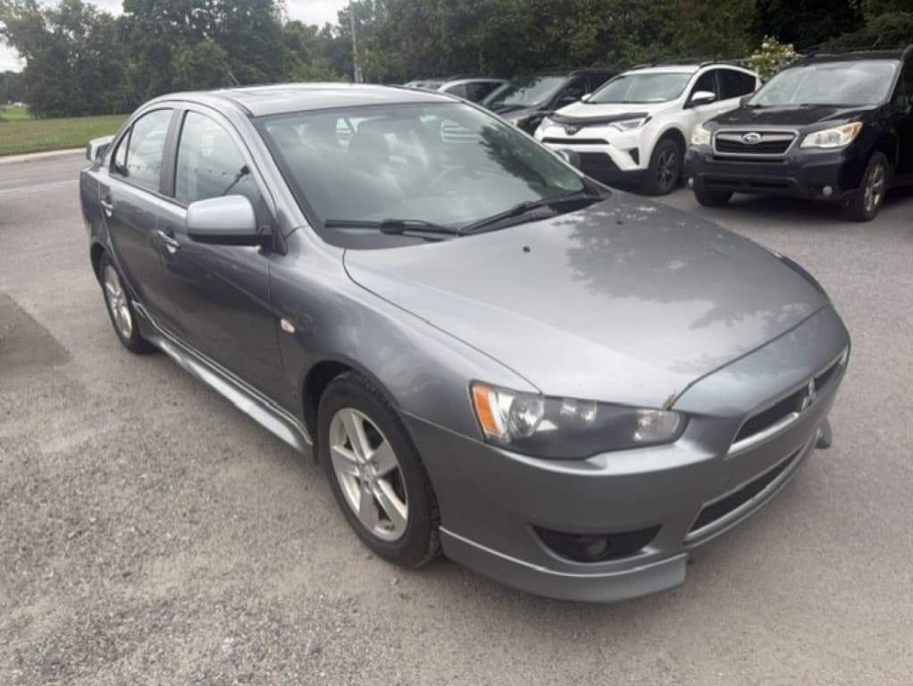 2014 Mitsubishi Lancer SE thumbnail 2