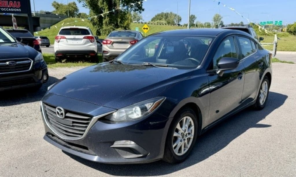 2015 Mazda Mazda3 GS thumbnail 2
